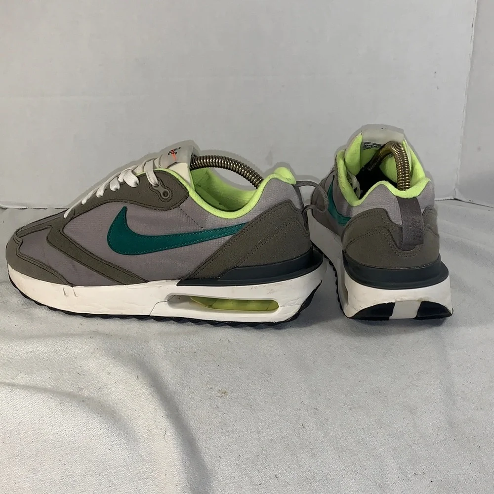 Nike elevate your